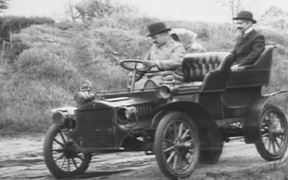 Horse And Wagon vs Horseless Carriage - Fun - VIDEOTIME.COM
