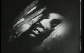 Nosferatu: Hutter Visits Count Orlock's Coffin