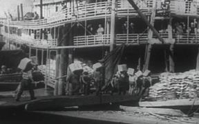 Loading Cotton Bales On Steam Boat - Tech - VIDEOTIME.COM