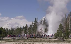 Yellowstone National Park: Geysers