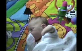 Baby Aidan on Playmat - Kids - VIDEOTIME.COM