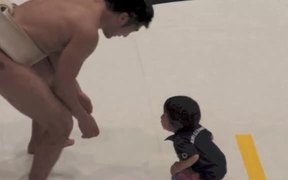 Wonderful Mini Sumo - Kids - VIDEOTIME.COM