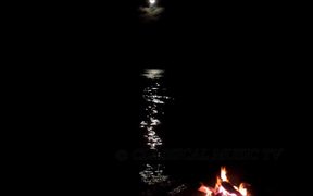 Campfire & Full Moon with Beethoven Symphony - Music - VIDEOTIME.COM
