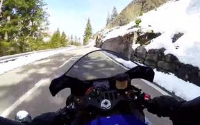 Yamaha R1 Grimselpass Switzerland - Fun - VIDEOTIME.COM
