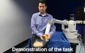 Robot learns to flip pancakes - Tech - VIDEOTIME.COM