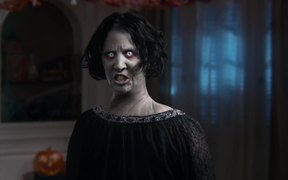 Snickers Commercial: Twisted - Commercials - VIDEOTIME.COM
