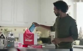 Verizon Commercial: Keep The Holidays Going - Commercials - VIDEOTIME.COM
