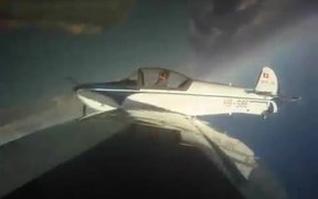 Amazing Airplane Maneuver "Humpty Bump" - Fun - VIDEOTIME.COM